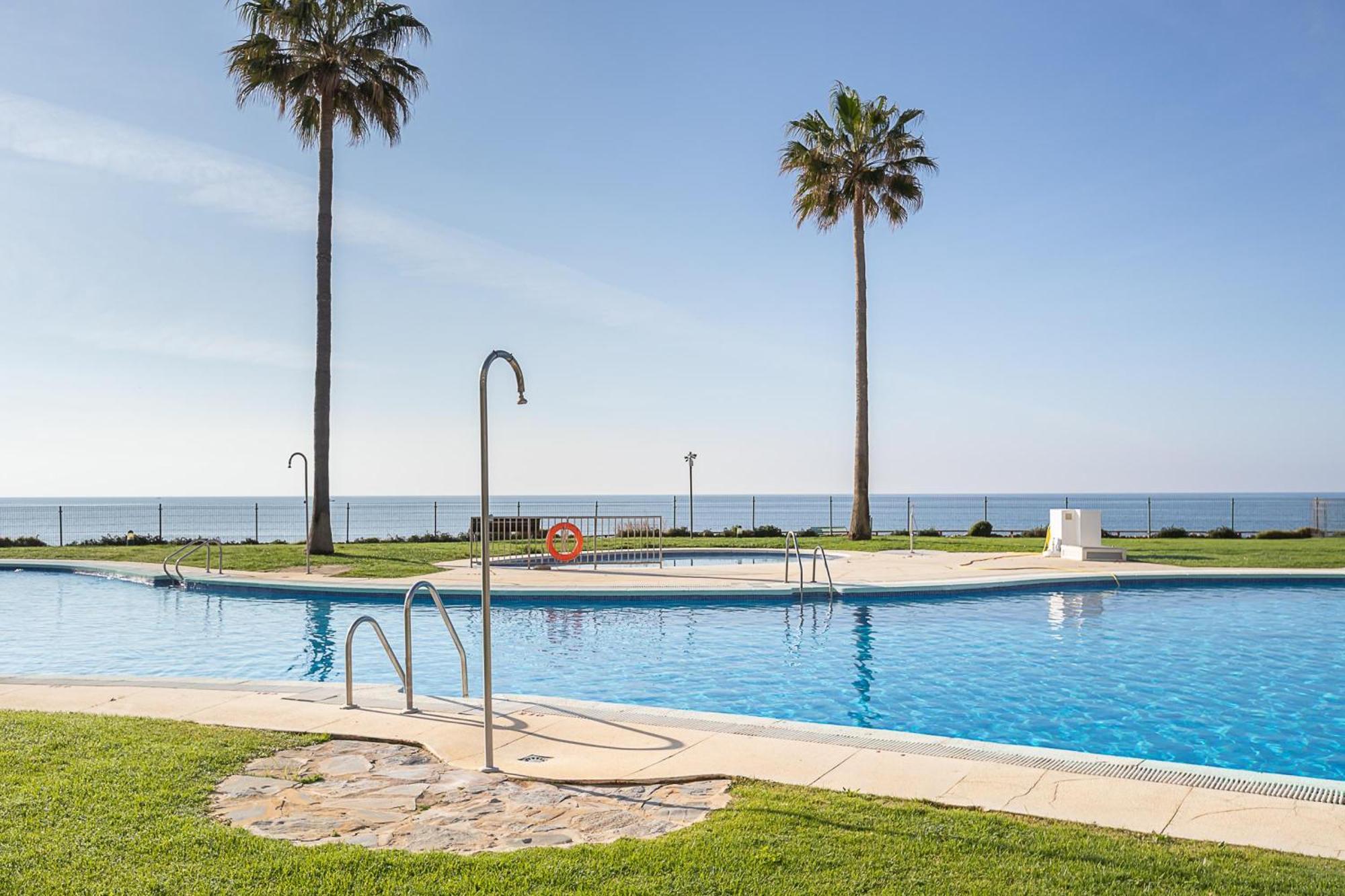 Mi Capricho Beach Front Sea View & Pool - Happy Rentals Sitio de Calahonda Exteriér fotografie
